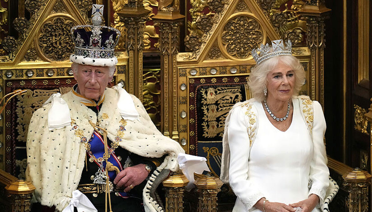 Buckingham Palace gets utterly roasted: ‘The monarchy apparently comes ahead of victims’