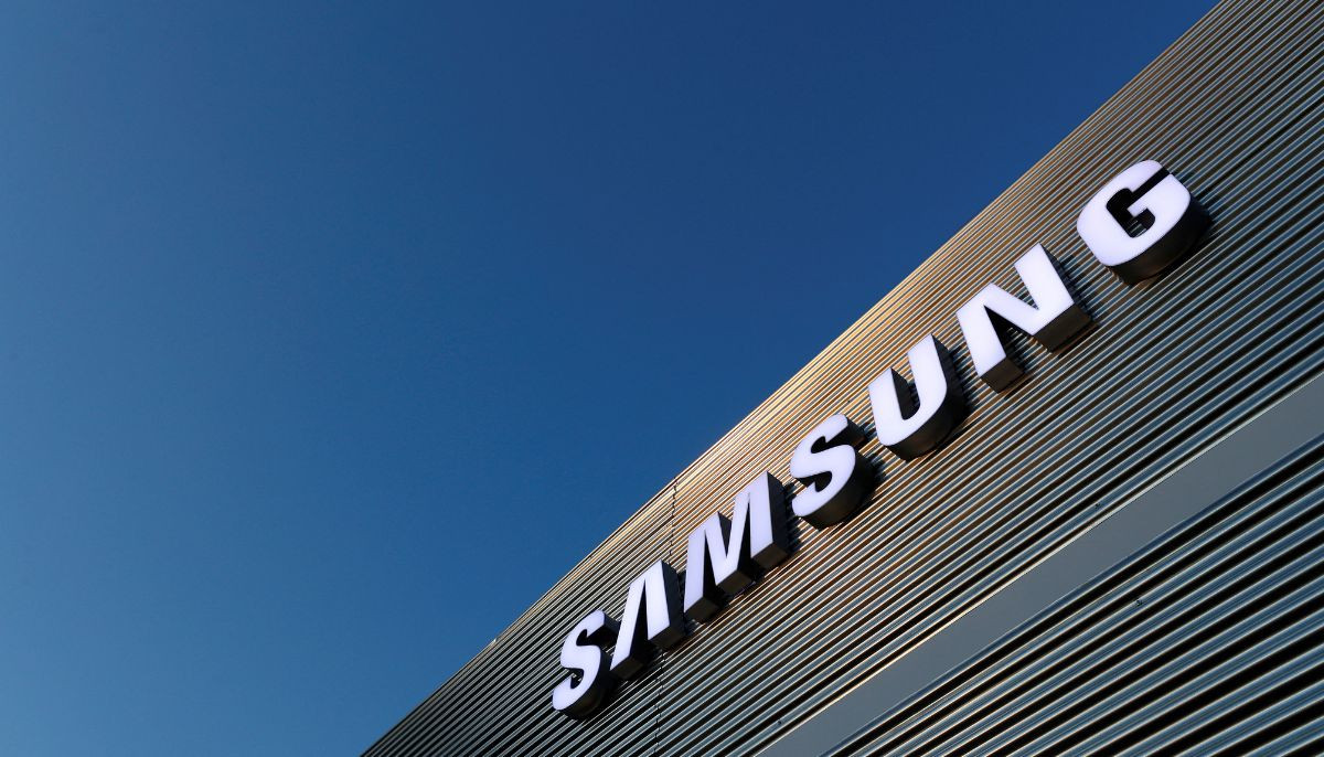 Samsung hits $1tn valuation mark as AI chip demand surges