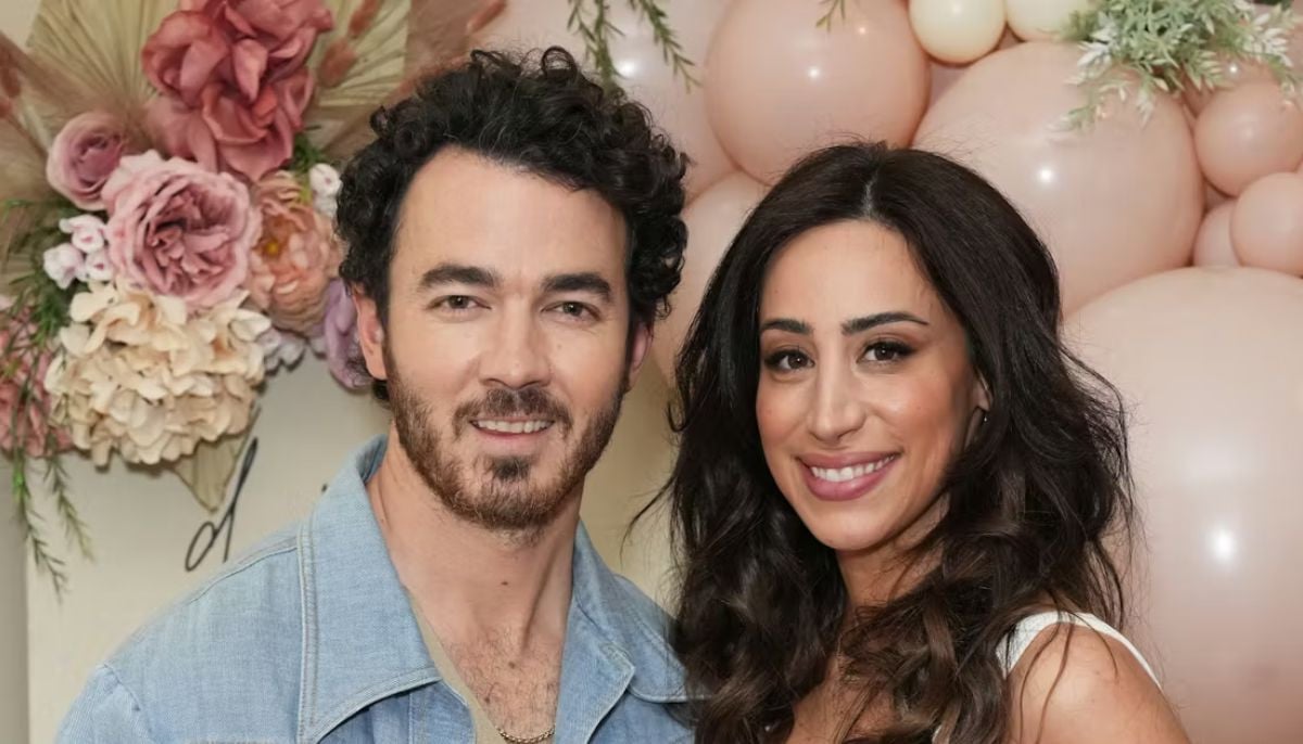 Kevin Jonas pays tribute to wife Danielle with 'Little Things'