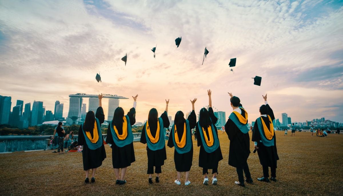 College grads still have lowest unemployment rate, data shows