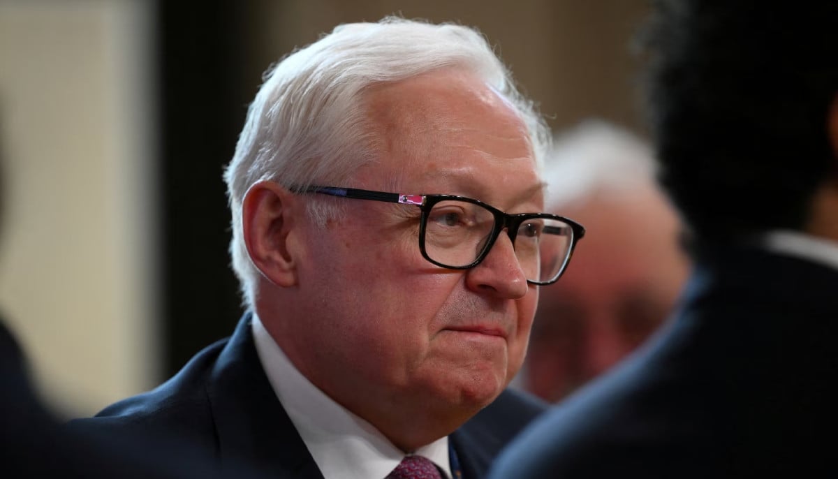 Russia offers to help resolve US-Iran war amid renewed diplomacy