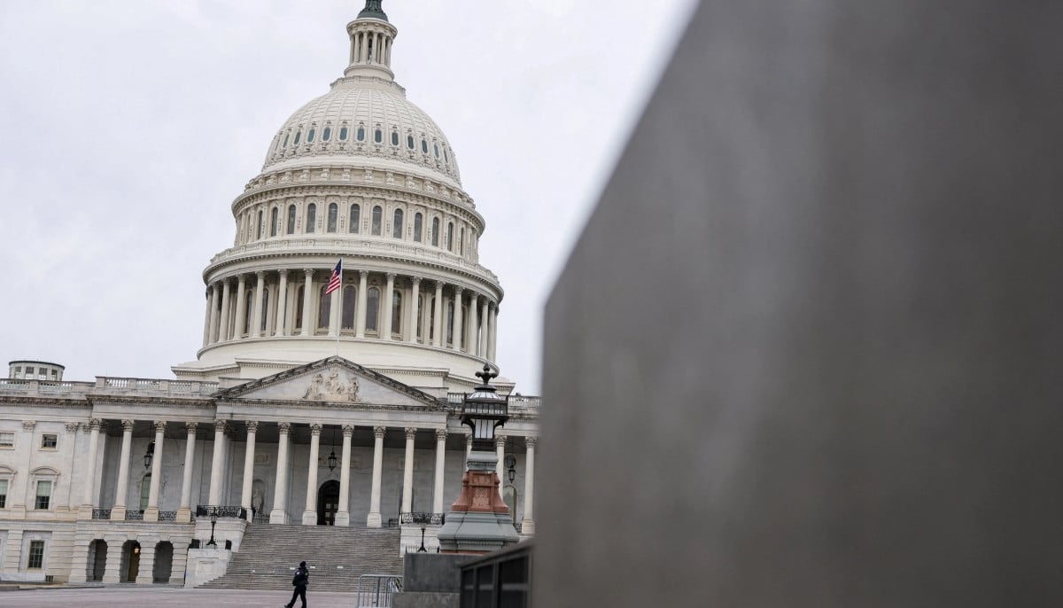 House GOP abruptly pull vote to stop Iran war to avoid embarrassment for Trump