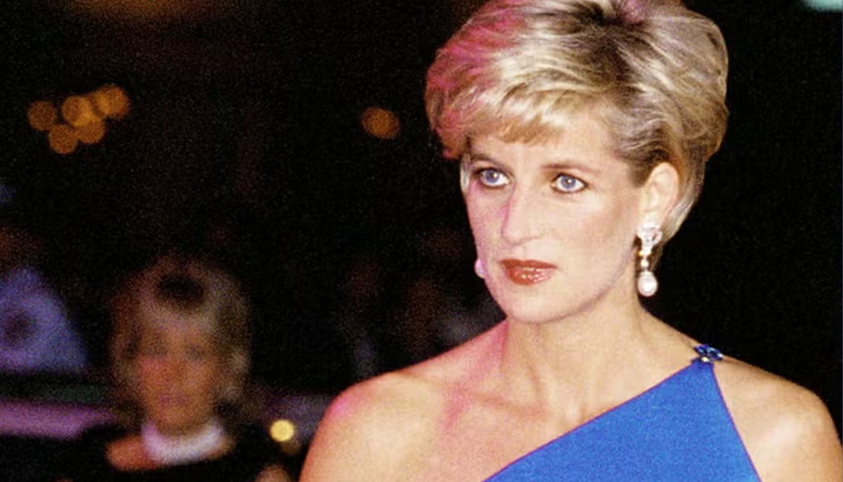 Princess Diana’s personal letter to school friend heads to auction