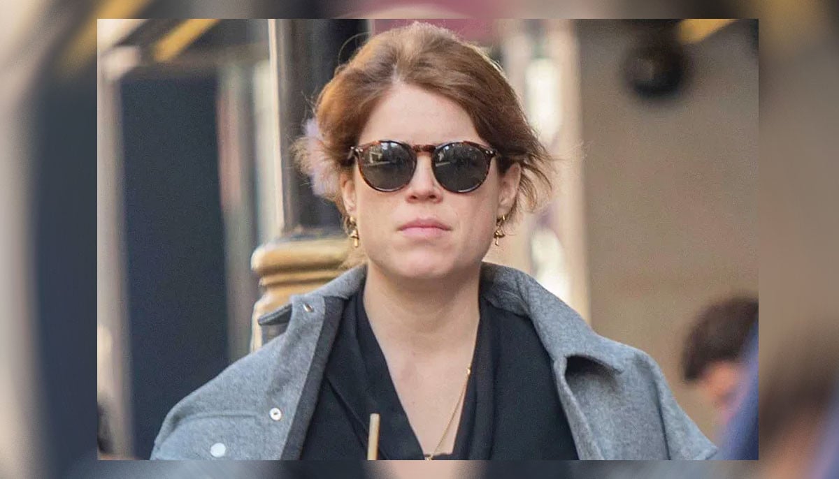 Princess Eugenie’s ‘alarm’ on the phone gets analyzed amid Andrew’s widened police probe