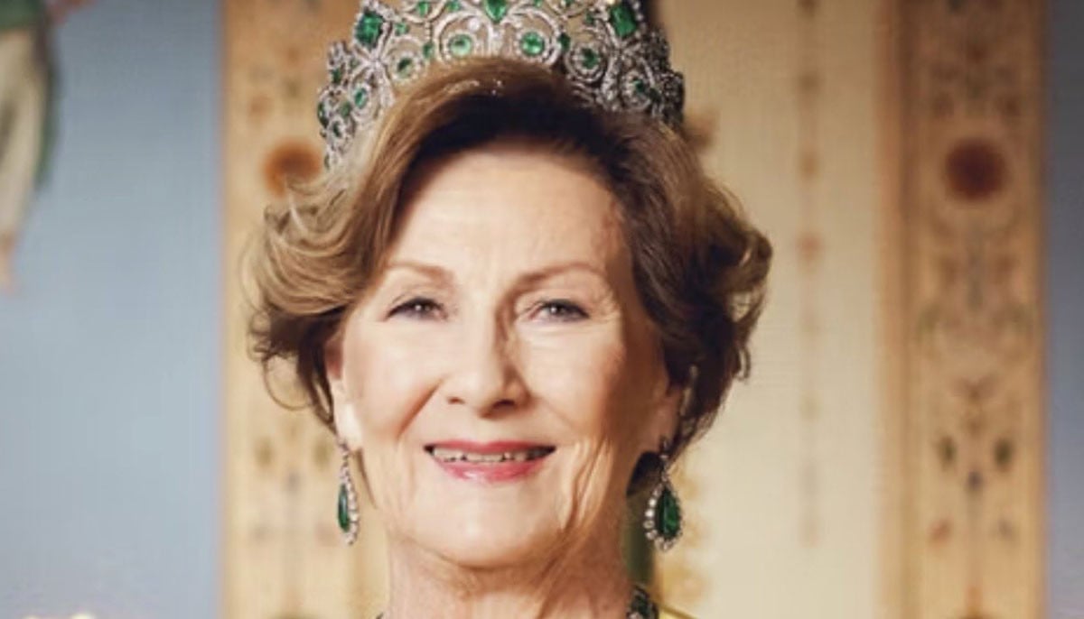 King shares major update on Queen's health as she leaves hospital