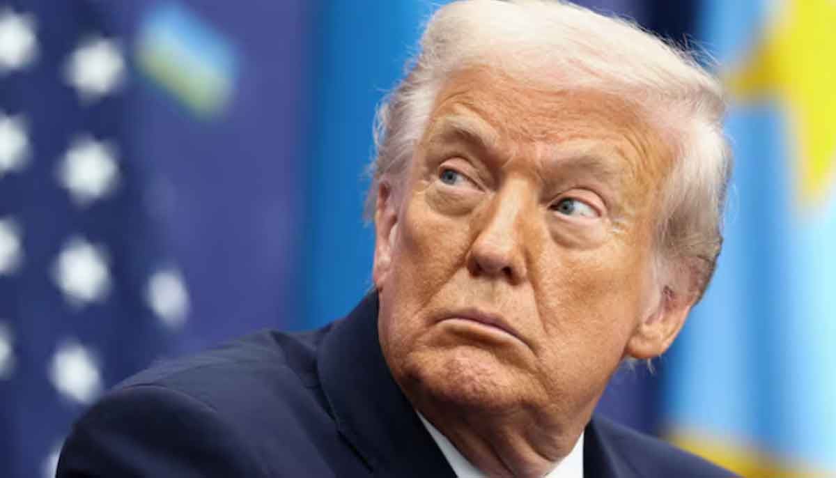 Trump weighs Iran deal as he demands Hormuz Strait stay open