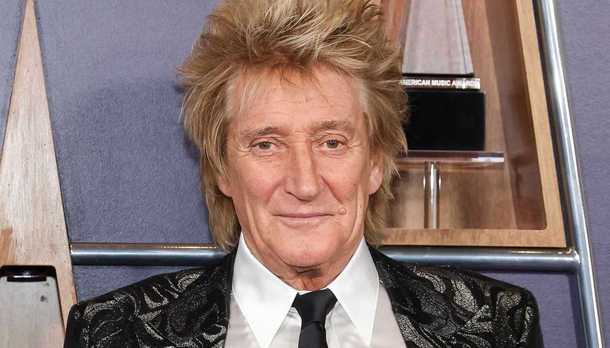 Rod Stewart makes 'heartfelt' statement after cancelling Las Vegas shows