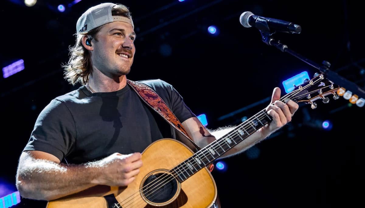 Morgan Wallen sparks concern with shocking onstage outburst after piano malfunction
