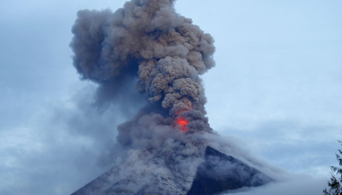 UFO spotted behind active volcano? Harvard professor exposes real truth