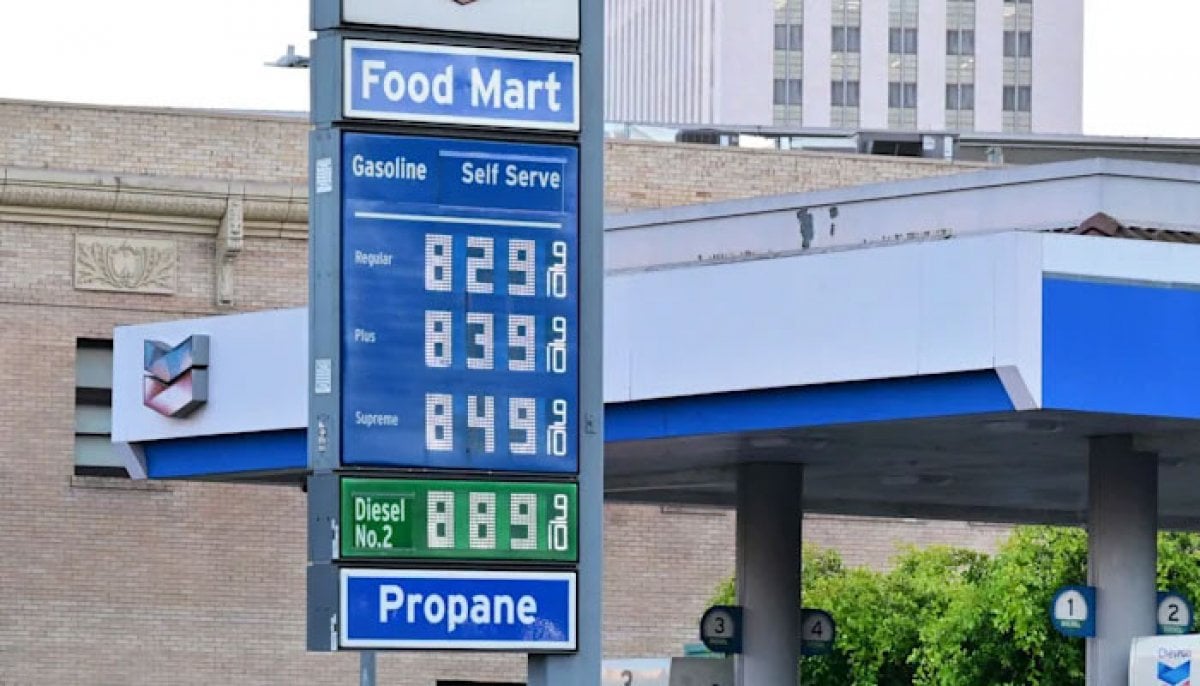 California lawsuit accuses gas stations of using AI to fix fuel prices