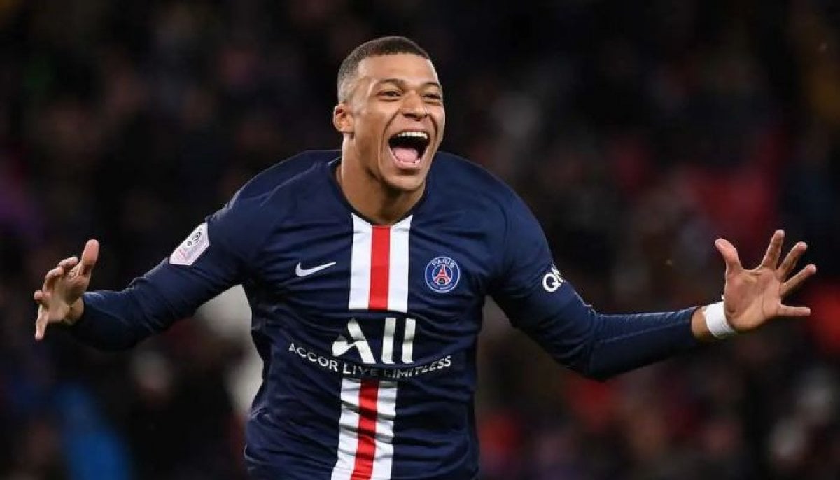 Kylian Mbappe scores twice as France star chases Lionel Messi World Cup record