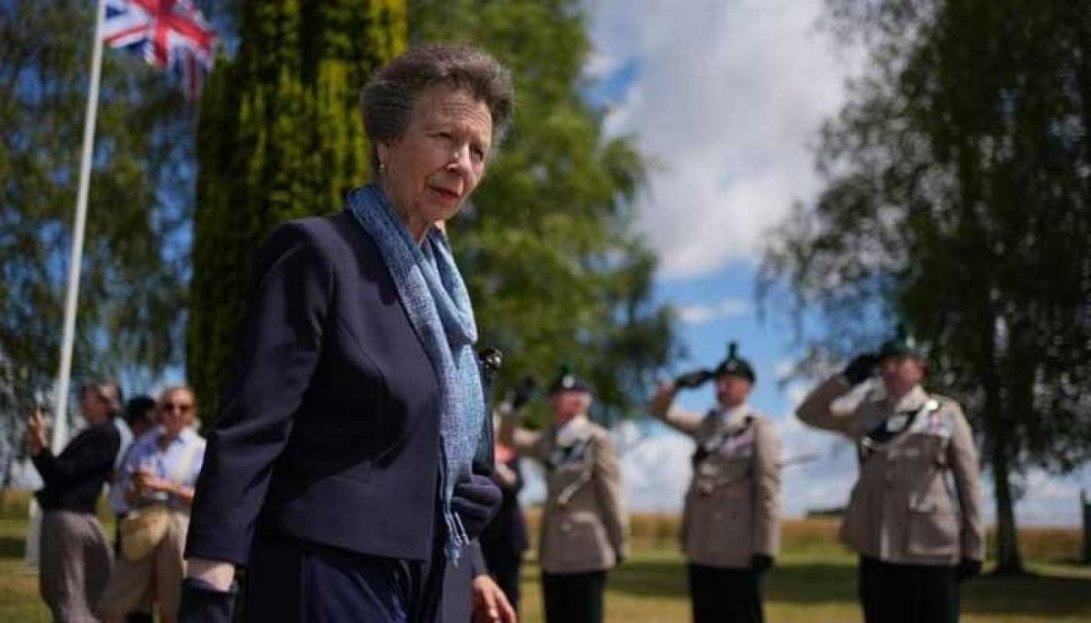 Prince Anne, Duke of Gloucester arrive in France