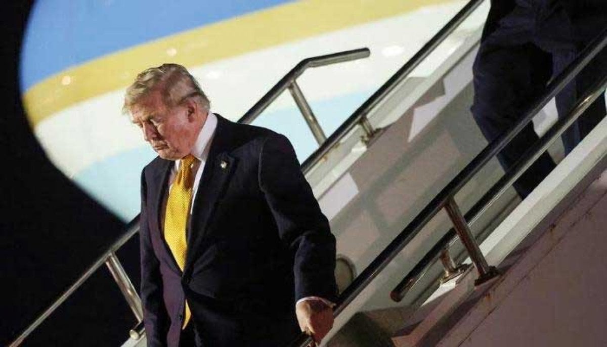 Trump's unexpected Air Force One switch raises security questions amid Iran conflict