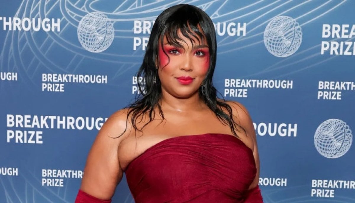 Lizzo gets candid about weight fluctuations