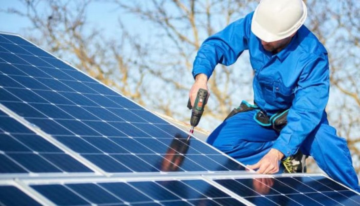 US lawmakers push for crackdown on Chinese-linked solar imports