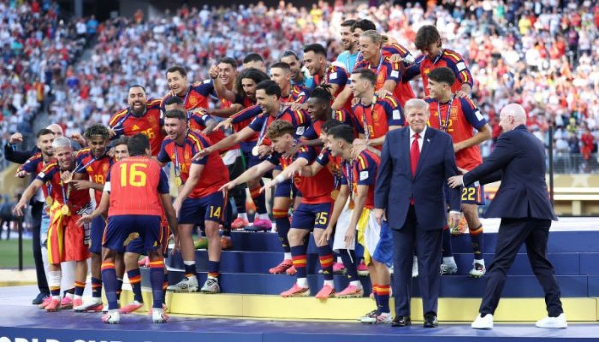 Why Trump refused to leave world cup stage after Spain lifted the trophy 