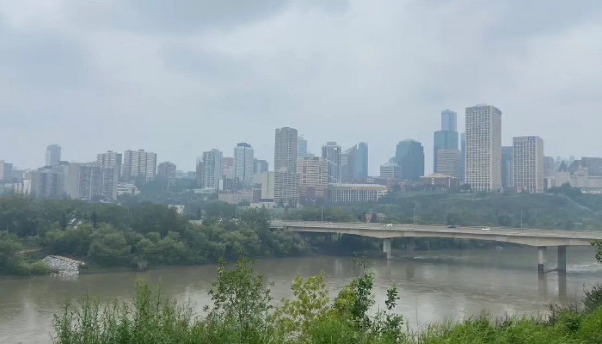 Wildfire smoke expected across Edmonton as temperatures climb this week Wildfire smoke expected across Edmonton as temperatures climb this week