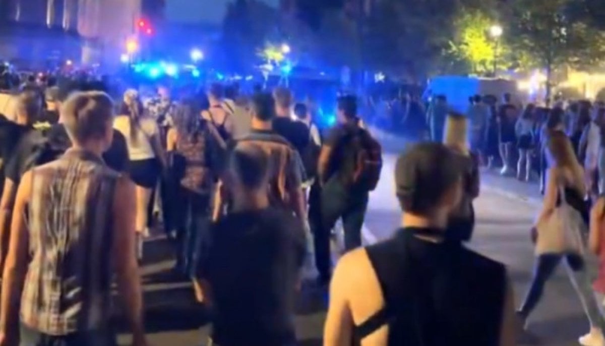 Vehicle crashes into crowd at Berlin Pride, killing one