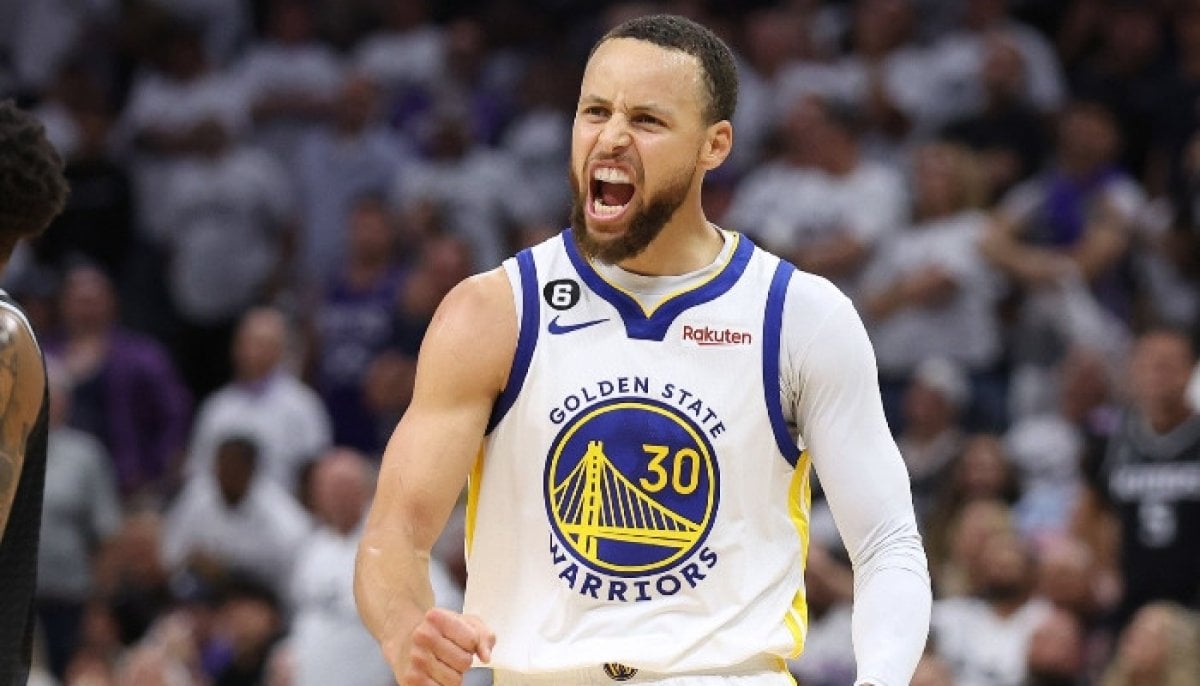 Steph Curry's future with Warriors in doubt amid roster concerns