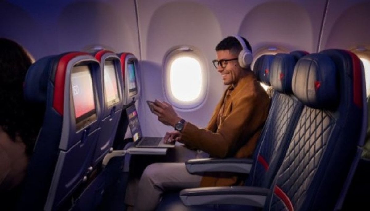 Delta launches free in-flight sports game for passengers