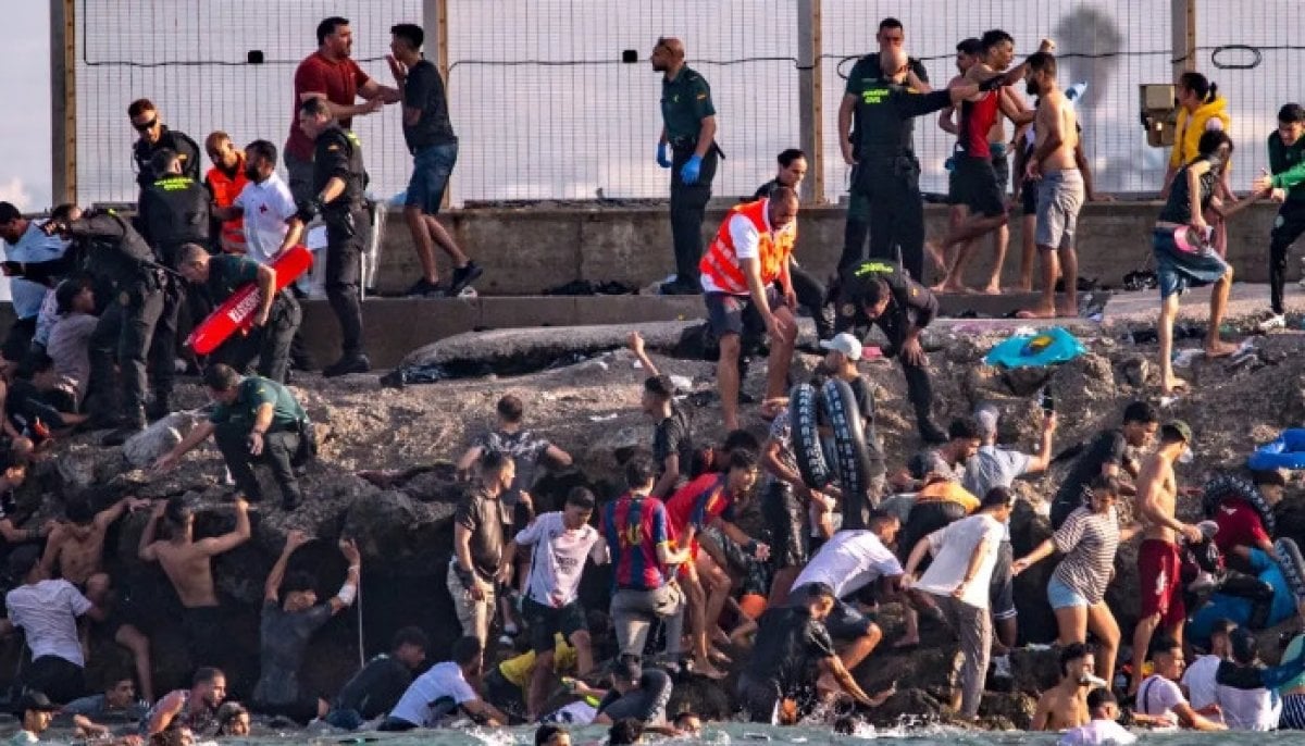 Spain migrant crisis: Pedro Sanchez visits Ceuta after mass Morocco crossings