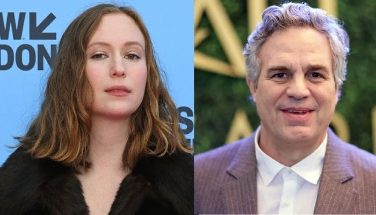 Hannah Einbinder stands with Mark Ruffalo amid antisemitic accusations