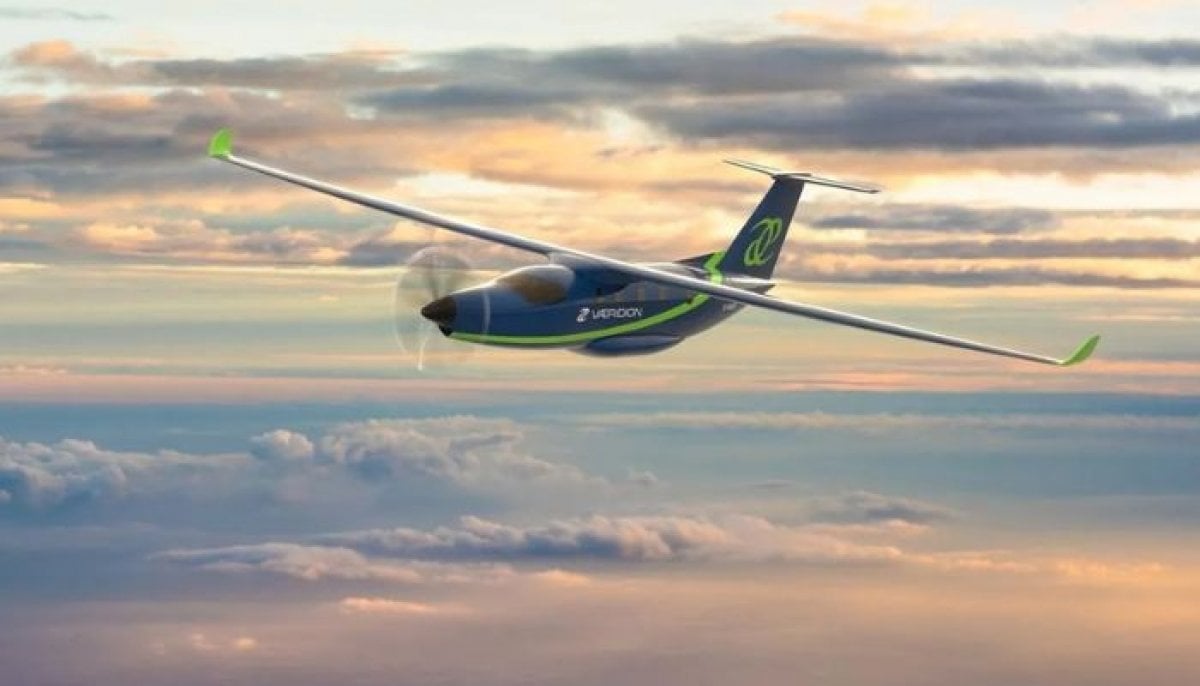 Electric passenger planes could take off by 2030