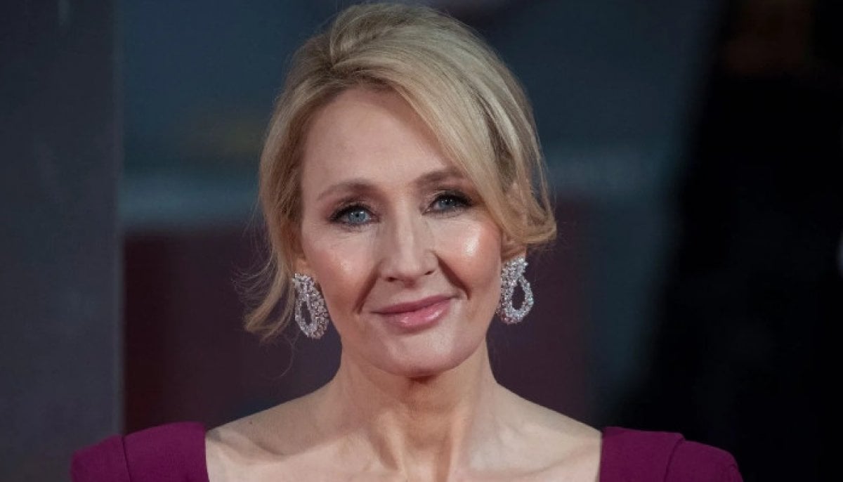 J.K. Rowling receives apology after ‘holocaust denier’ label