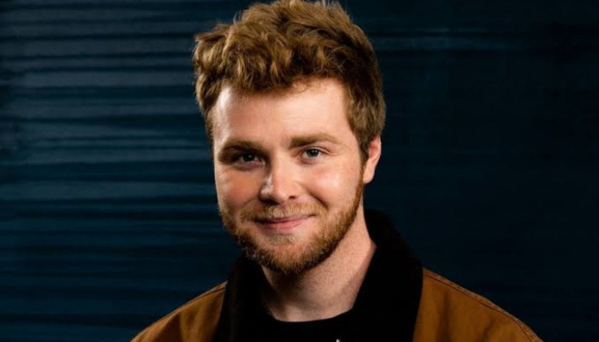 Alex Warren gets emotional as he shares glimpse of latest collaboration