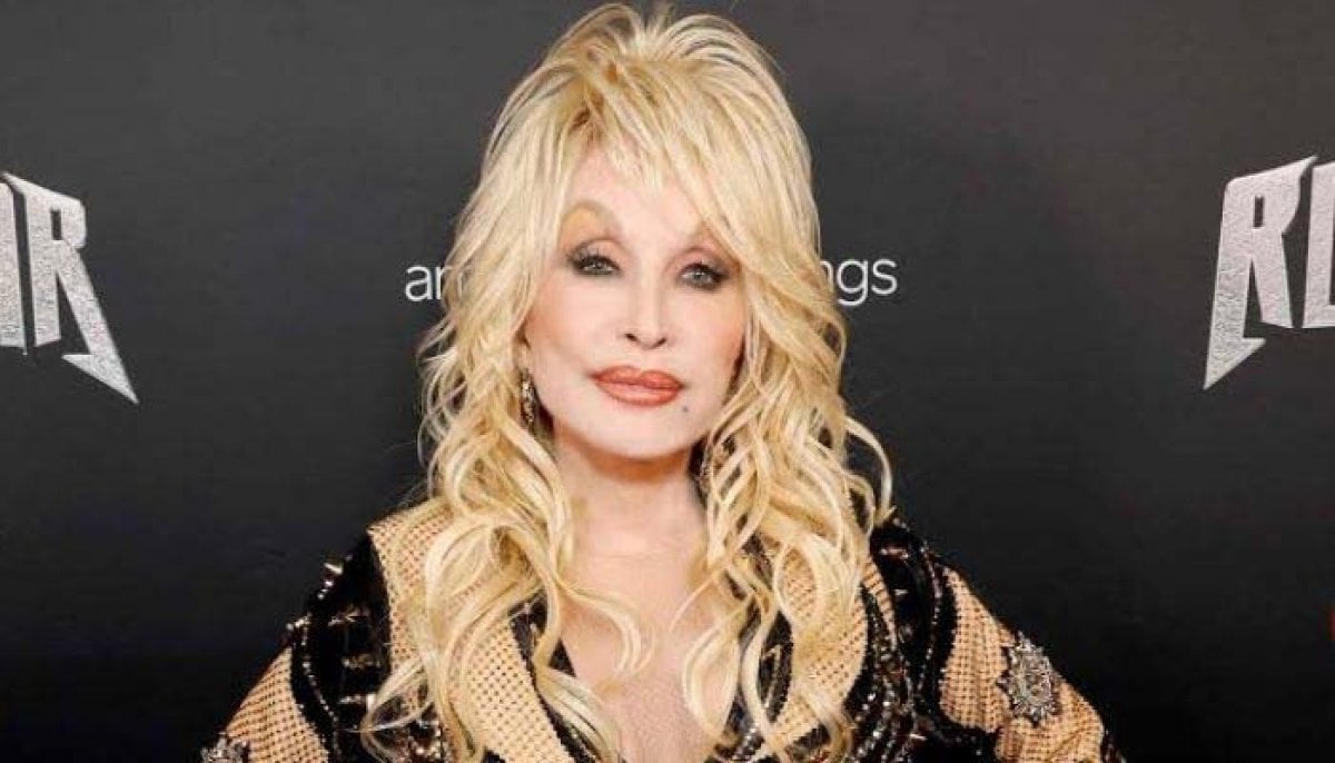 Dolly Parton’s honored star hit with ‘scratches'