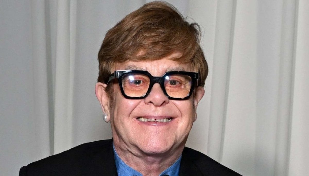 Sir Elton John plays impeccable show despite eyesight loss
