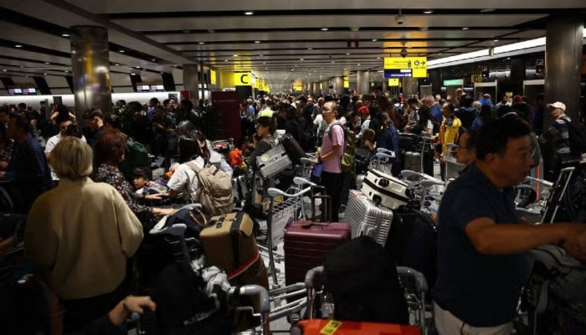 Nearly 2,000 UK flights cancelled after major air traffic control outage