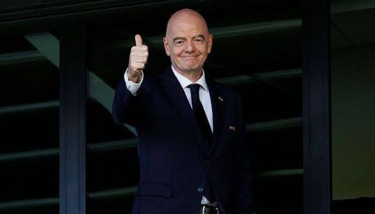 Infantino faces pressure to release World Cup sell-off documents 