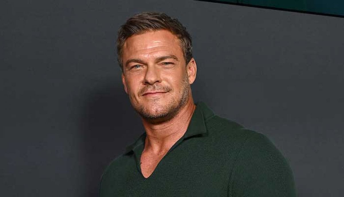 Alan Ritchson preaches message of self-love amid divorce from wife Catherine