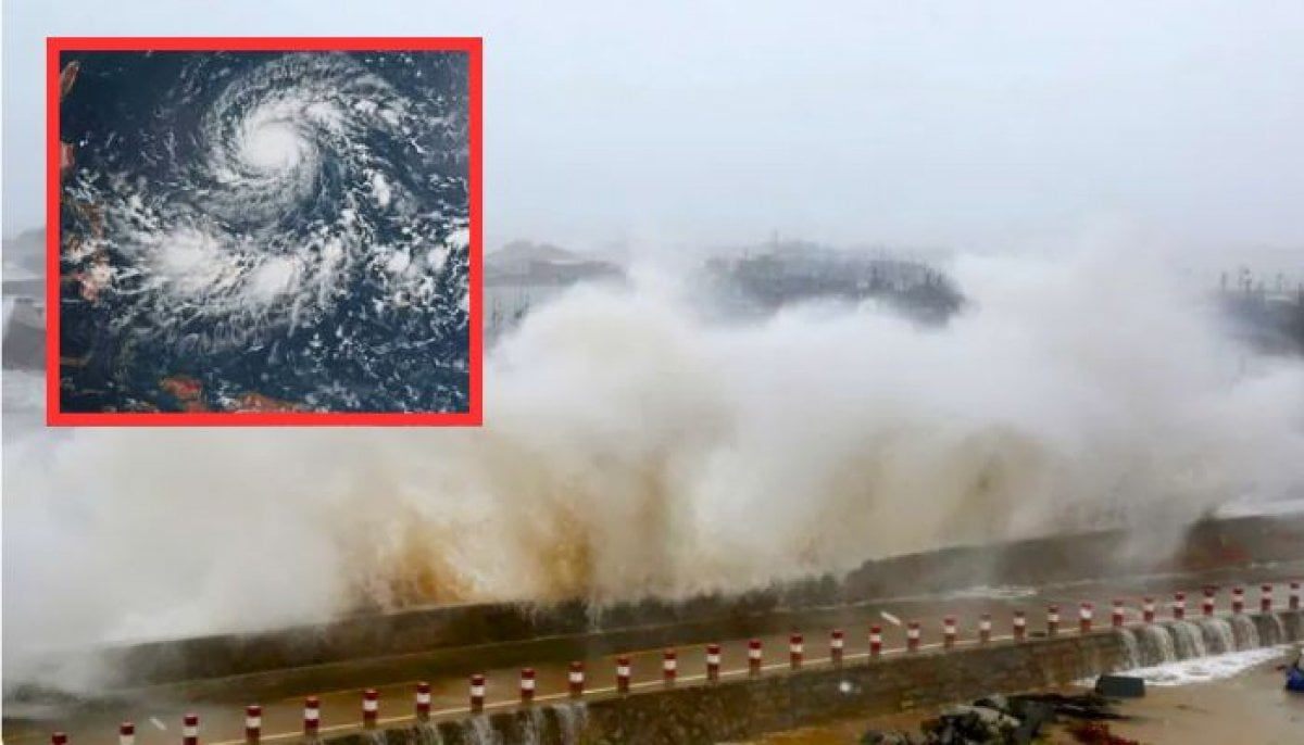 Typhoon Dujuan approaches eastern Japan: Travel chaos and weather warnings