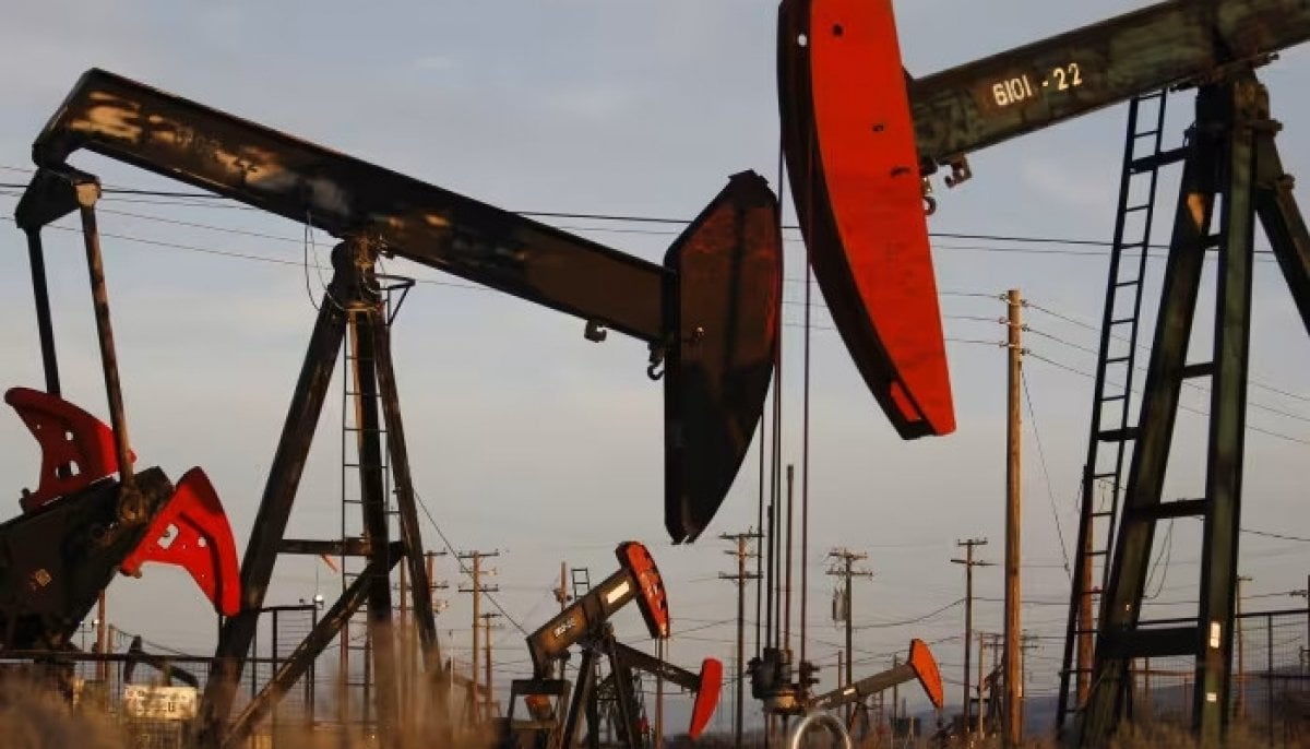 Oil prices drop for fifth straight session amid hopes for Iran diplomacy and Saudi pipeline