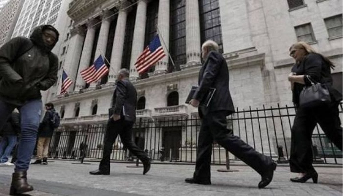   US weekly jobless claims drop below expectations: Here’s why