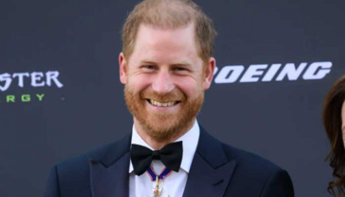 Prince Harry calls Meghan Markle after jumping from the sky 