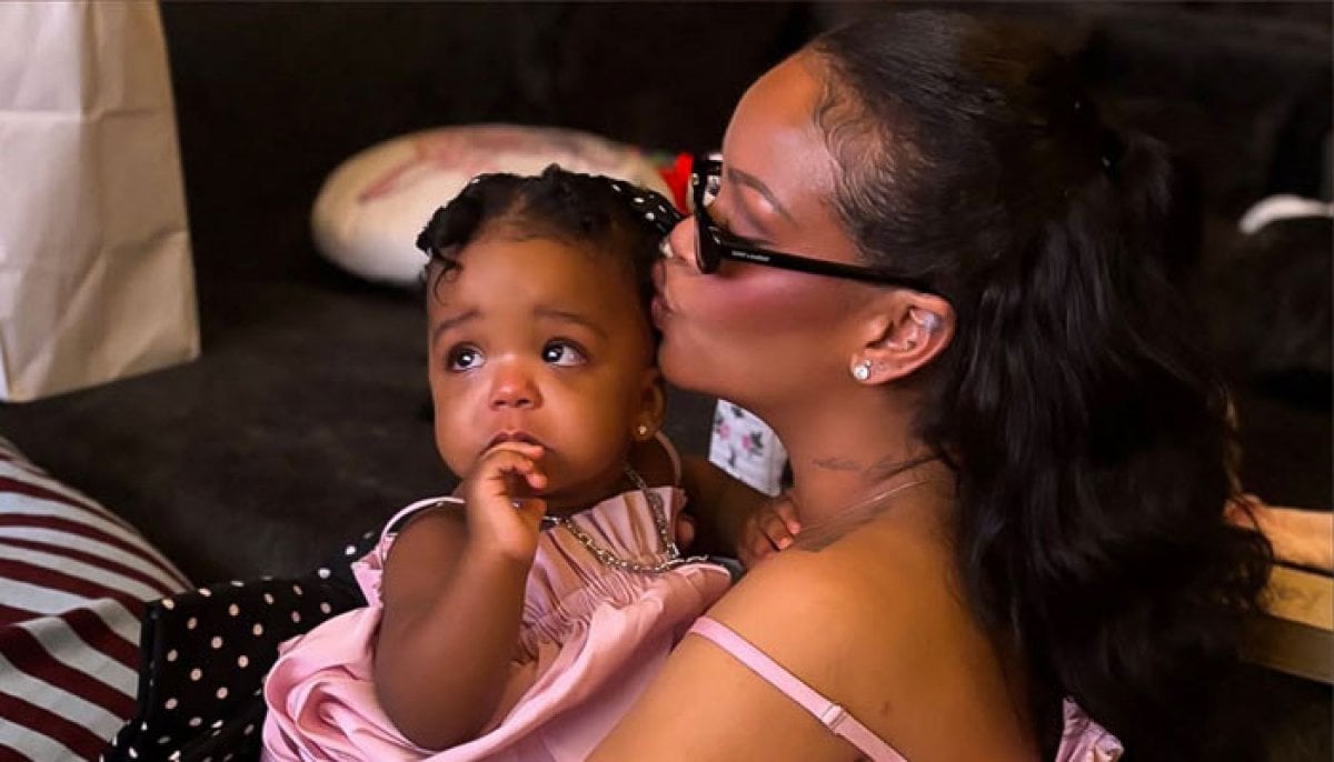 Rihanna melts hearts with unseen snaps of daughter Rocki