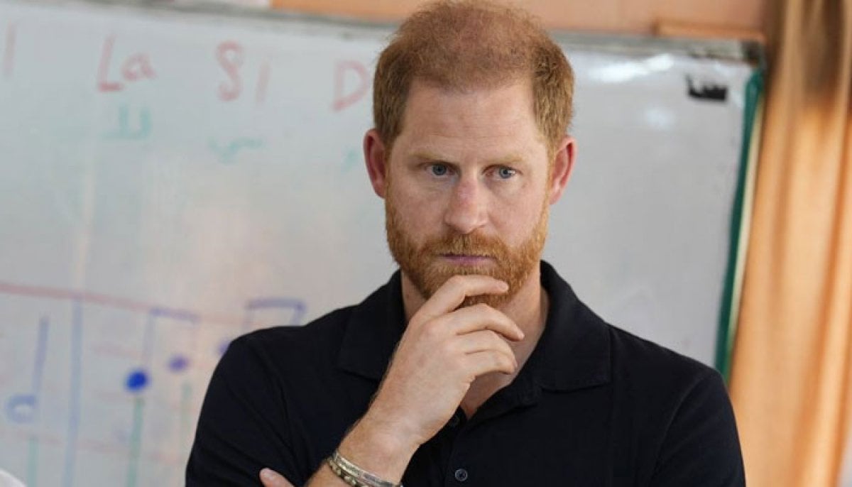 ‘Is Prince Harry taking sides?’ Palace’s fears come out