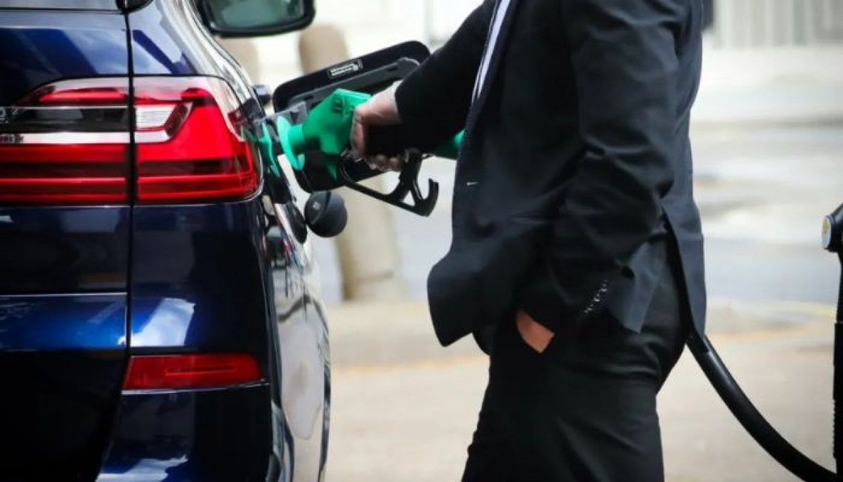 G7 leaders convene emergency talks on diesel crunch as UK forecourt prices hit £2 a litre: report