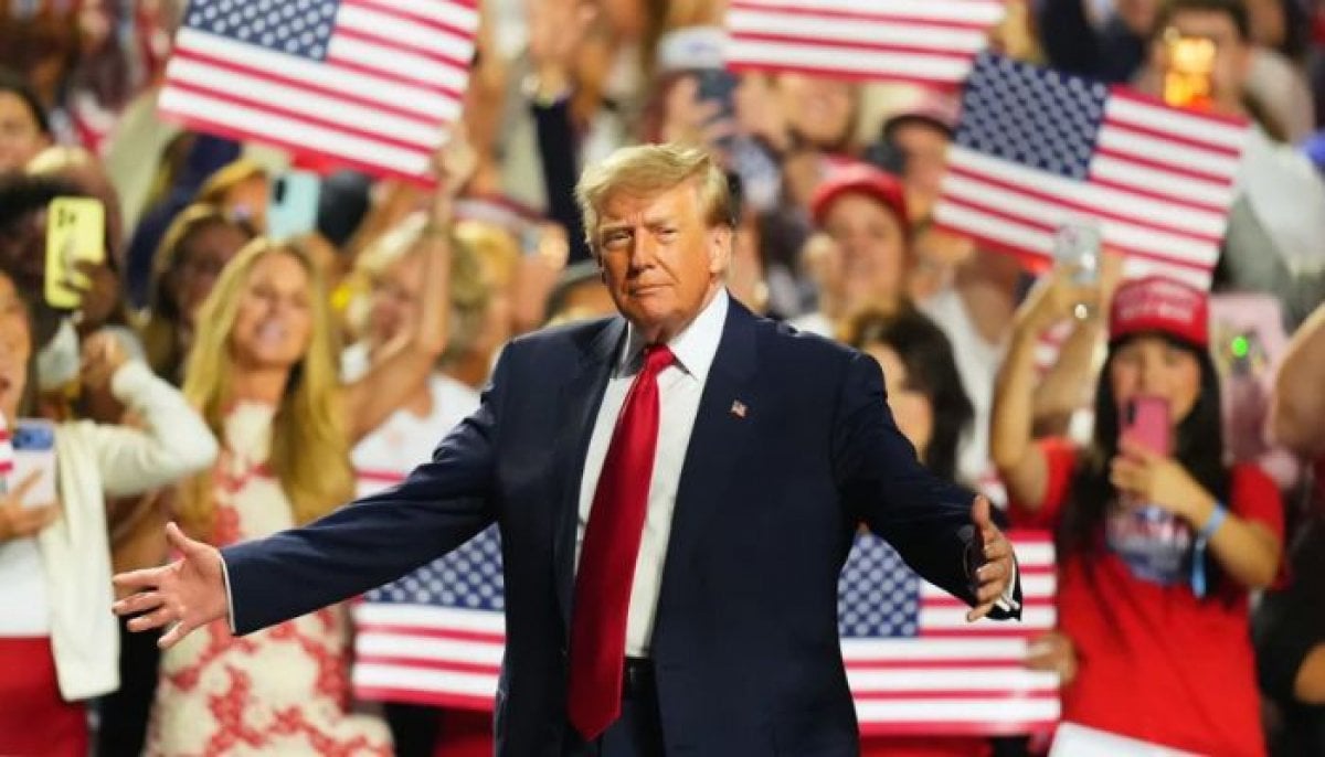 Trump defiant on Midterms during Ohio rally as republicans fight to hold congress: report