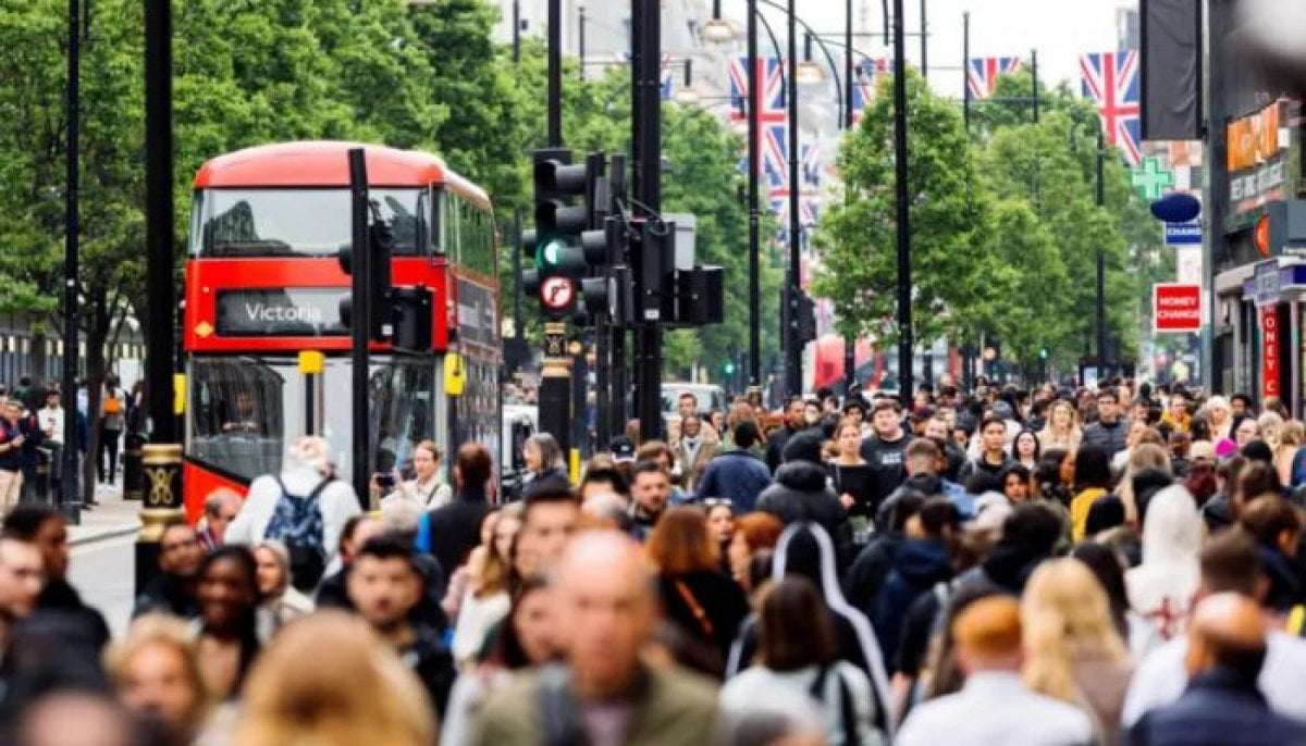 London confirms October 26 launch for Oxford Street traffic ban amid pushback over local congestion risks