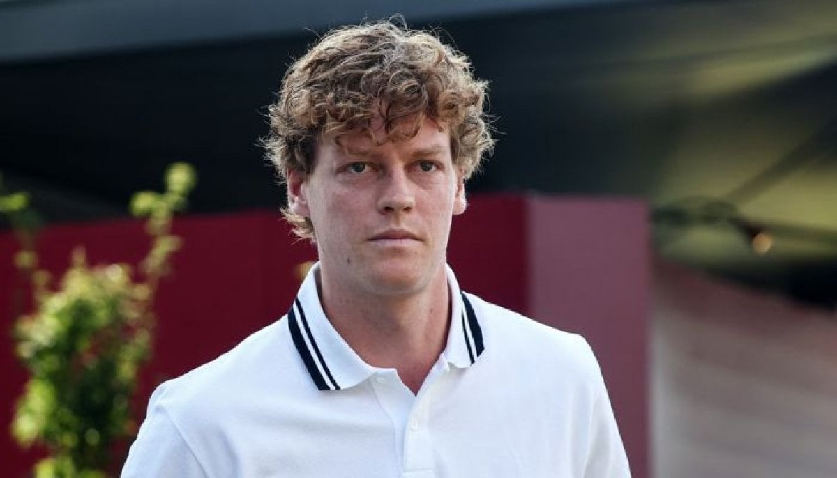 Jannik Sinner ends 2026 season early over right knee injury: Will he return in 2027?