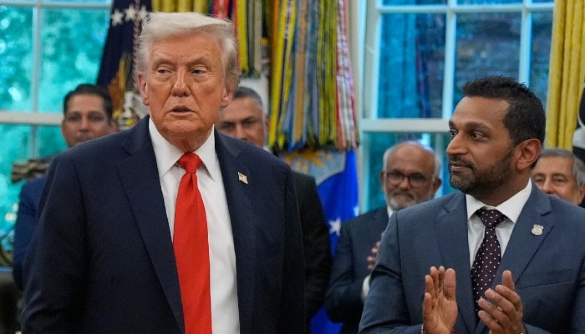 FBI whistleblower accuses Trump of ordering FBI investigation into immigration protesters