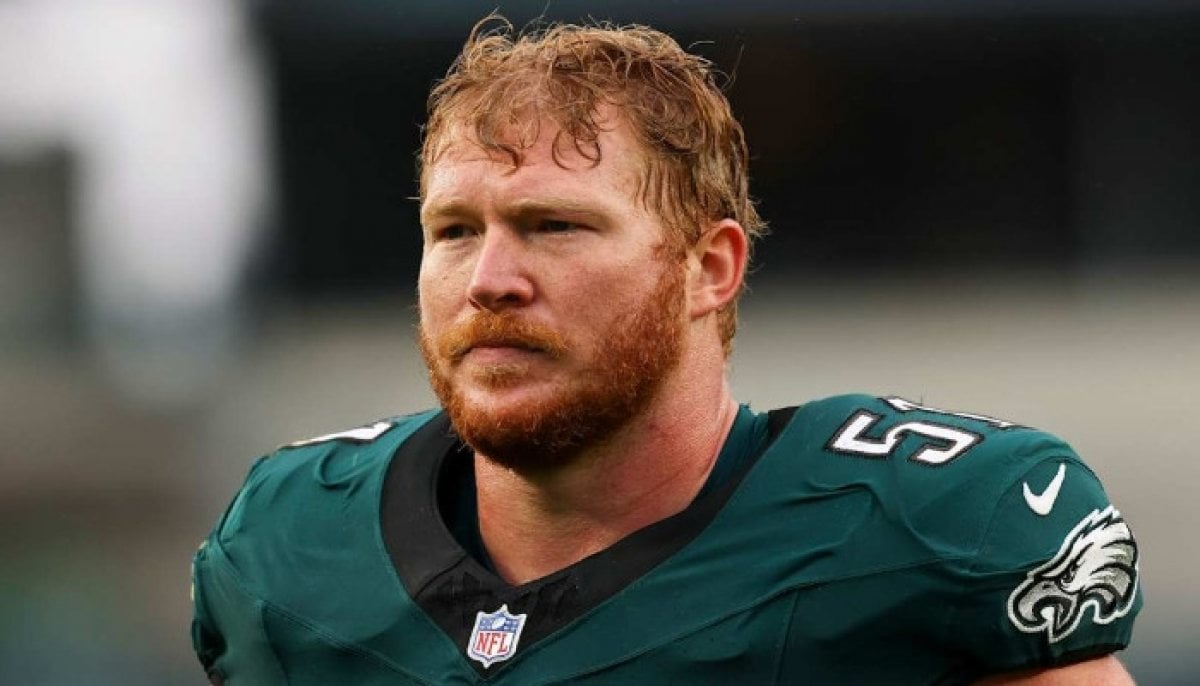 Baltimore Ravens acquire Cam Jurgens from Eagles for two draft picks
