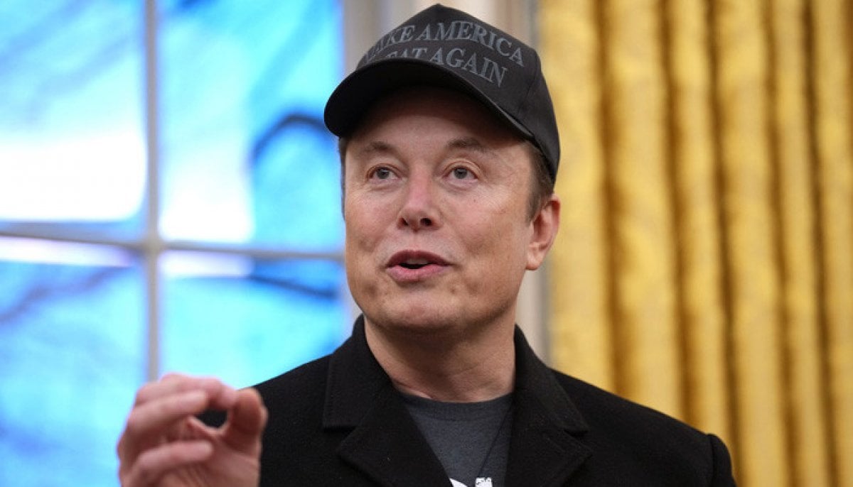 Who are the two women closely linked to Elon Musk featured in his documentary?