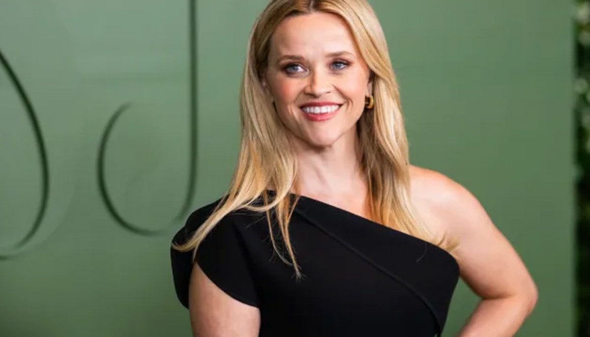 Reese Witherspoon set to buy back Hello Sunshine
