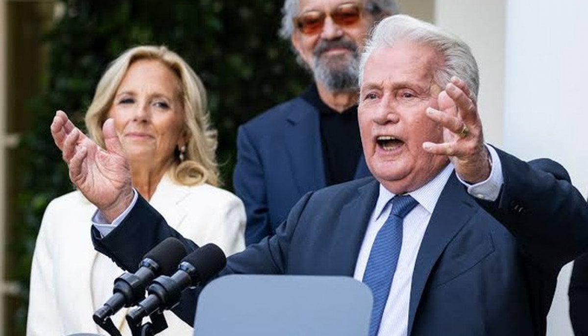 'The West Wing’ creator weighs possibility of reviving hit series