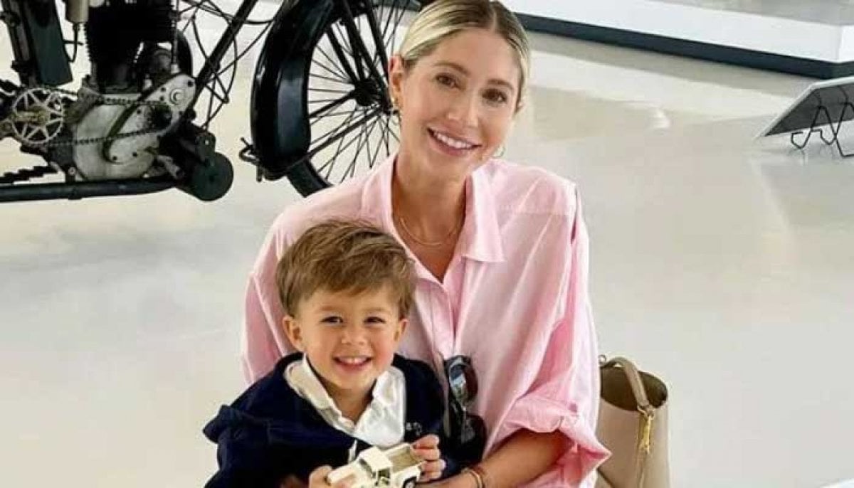 Influencer Jennifer Burnham announces death of 4-year-old son Baxter: 'We miss you'